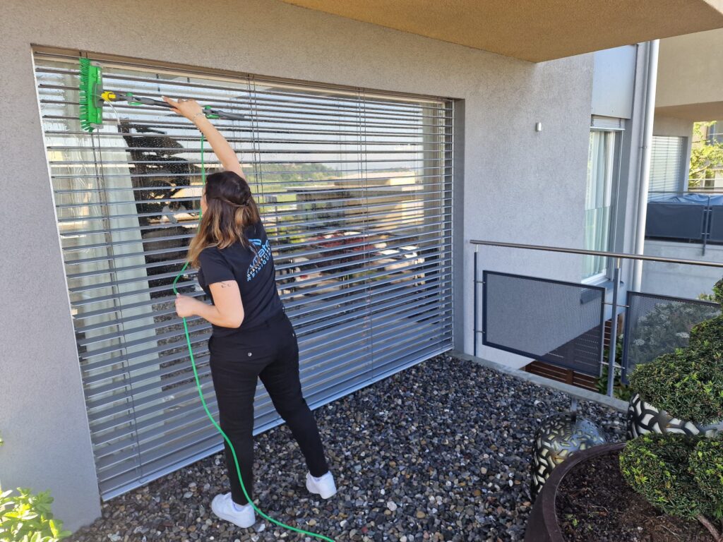 Amato Quality Clean Gmbh, Endreinigung der Wohnung, Fensterreinigung
