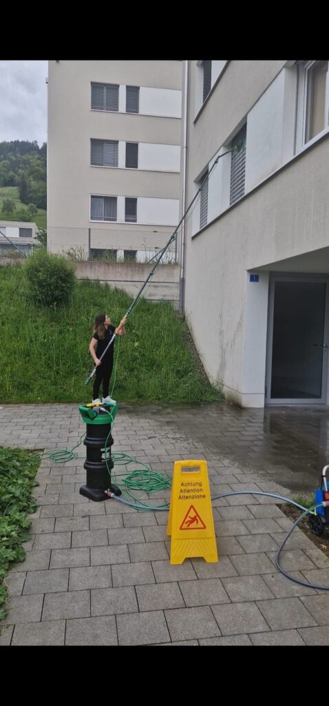 Amato Quality Clean Gmbh, Endreinigung der Wohnung, Fensterreinigung